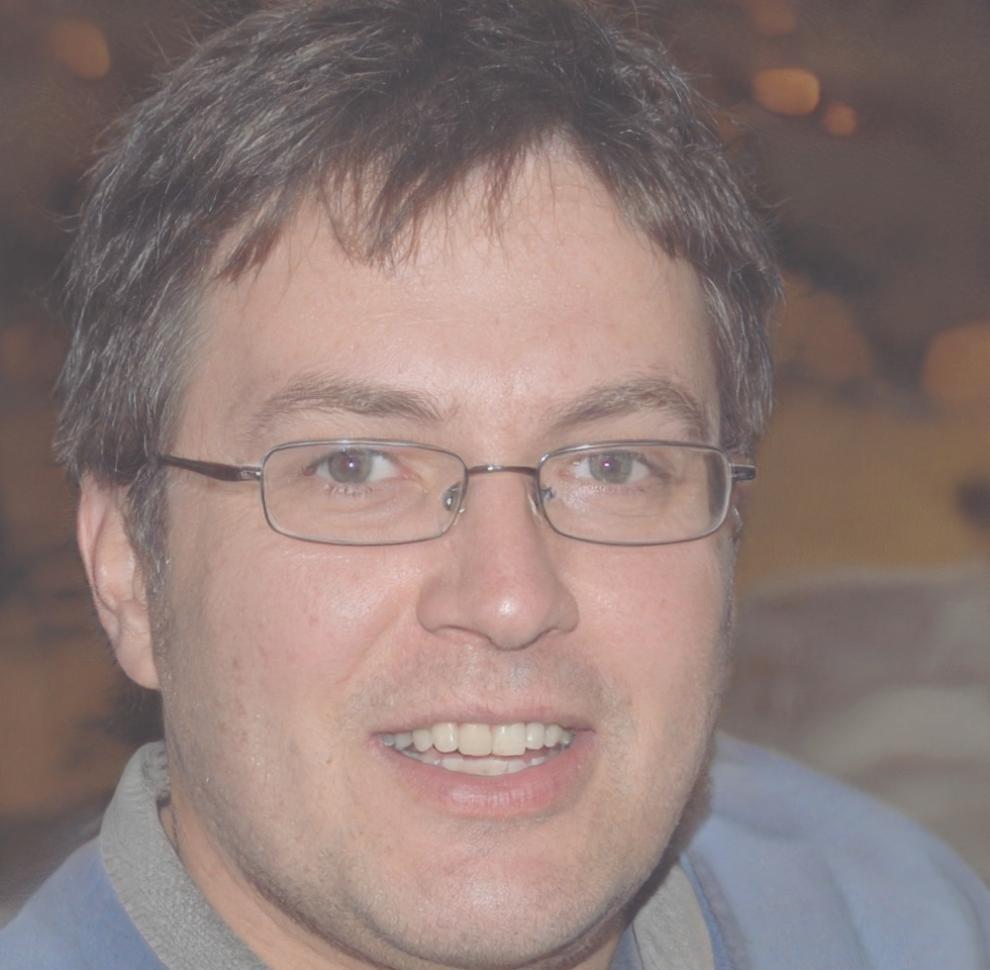 Portrait de Ludovic Favreau, expert en analyse financière